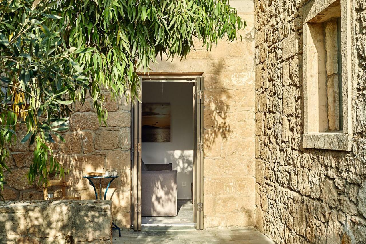 Nikolaou Art Residence Aegina Exterior photo